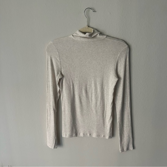 Aritzia Wilfred Free Mockneck‎ Pullover Long Sleeve Lounge in Oatmeal Medium - Picture 7 of 7
